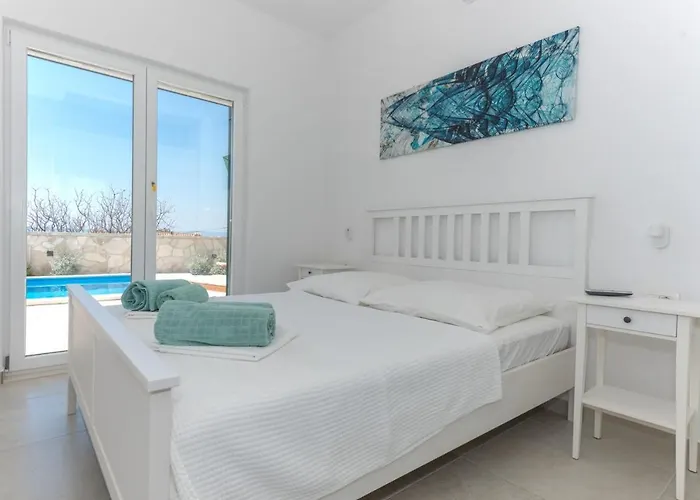 Σπίτι διακοπών Dante With Sea View & Private Pool Μακάρσκα