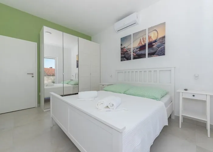 Dante With Sea View & Private Pool * Μακάρσκα