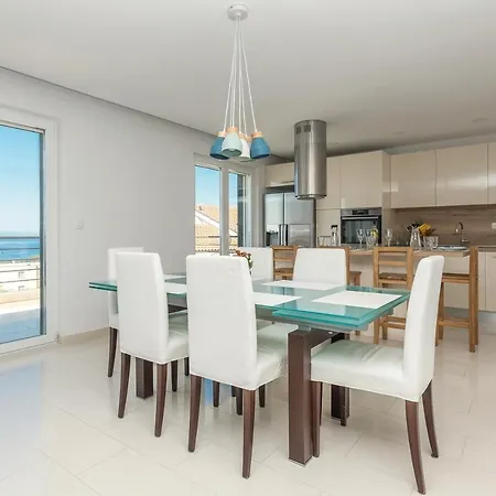 Dante With Sea View & Private Pool * Makarska