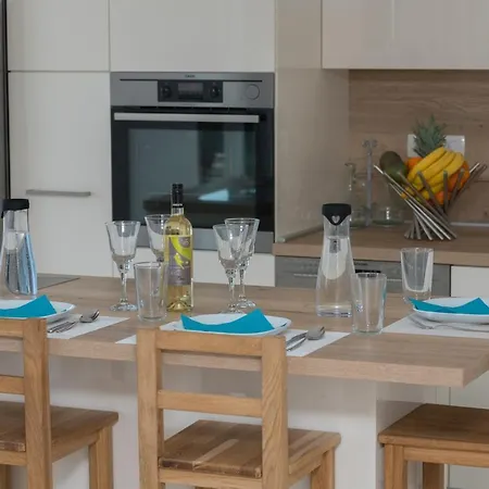 Dante With Sea View & Private Pool